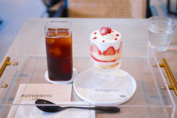 AUTHENTIC cafe